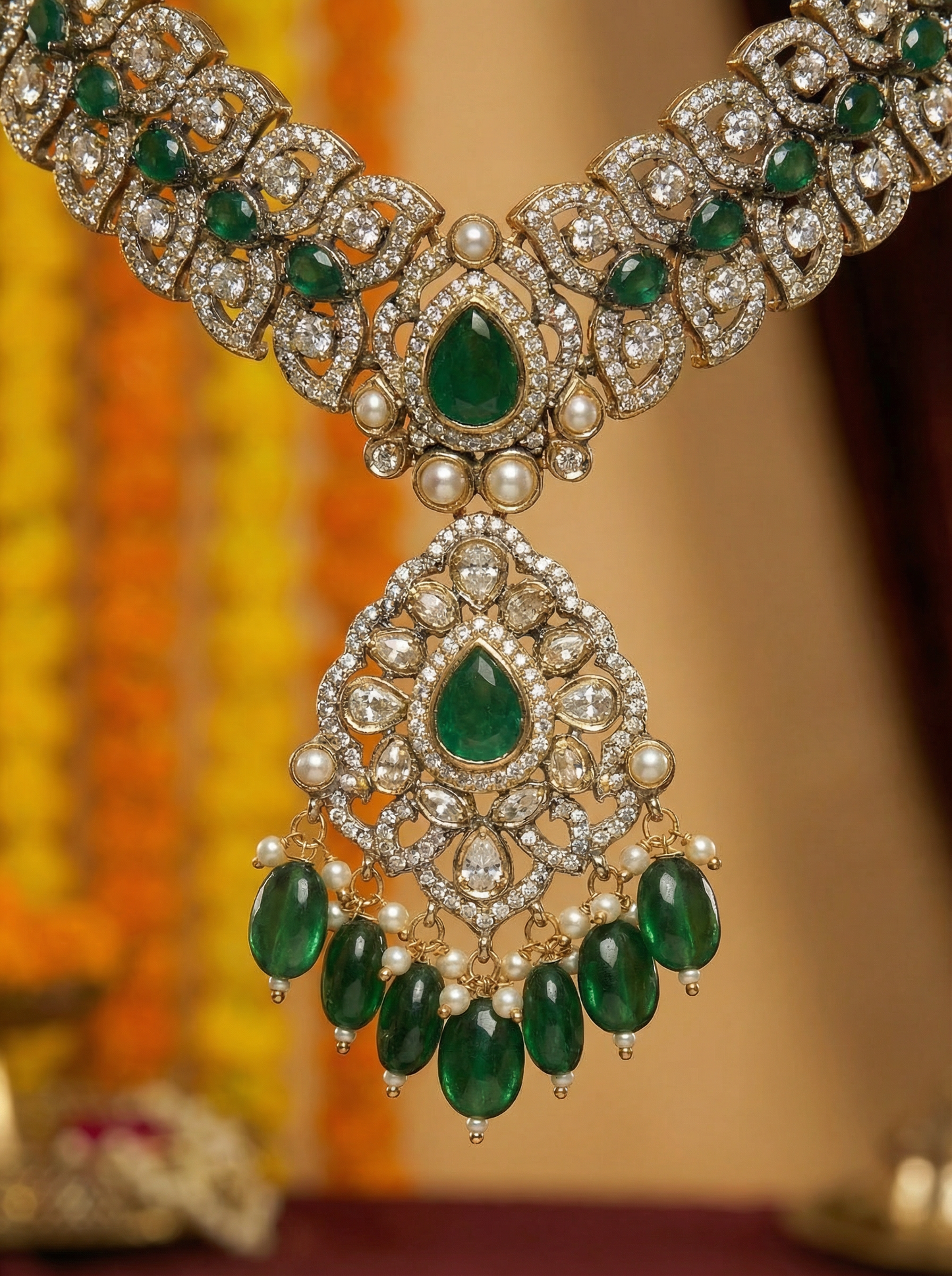 Traditional Antique Green Kundan Choker Necklace