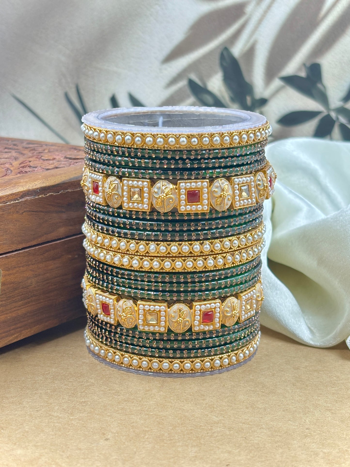 Trendy Green Glass Bangles Set