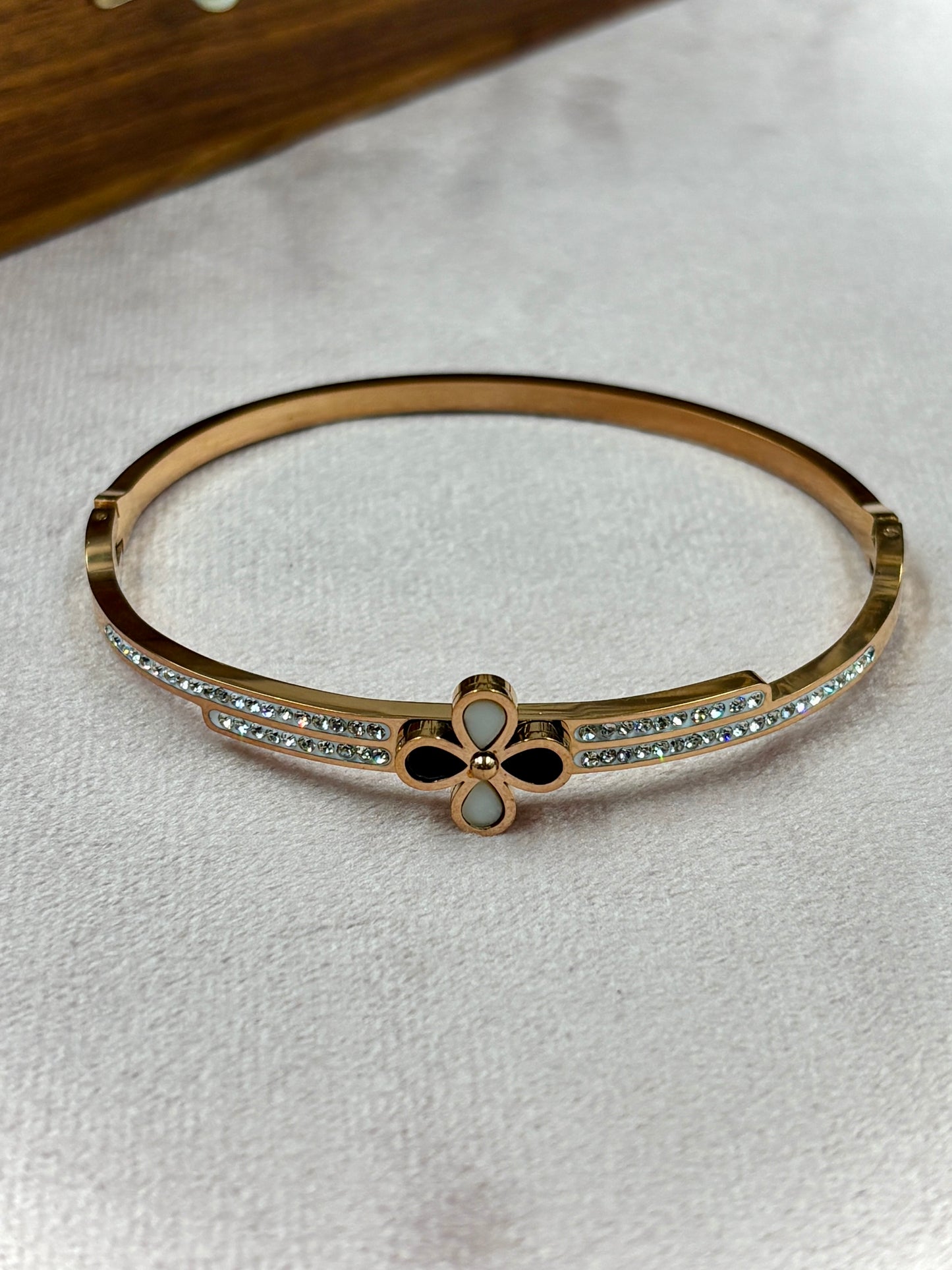 Rose Gold Anti-Tarnish Bracelet for Women β Non-Fading & Durable