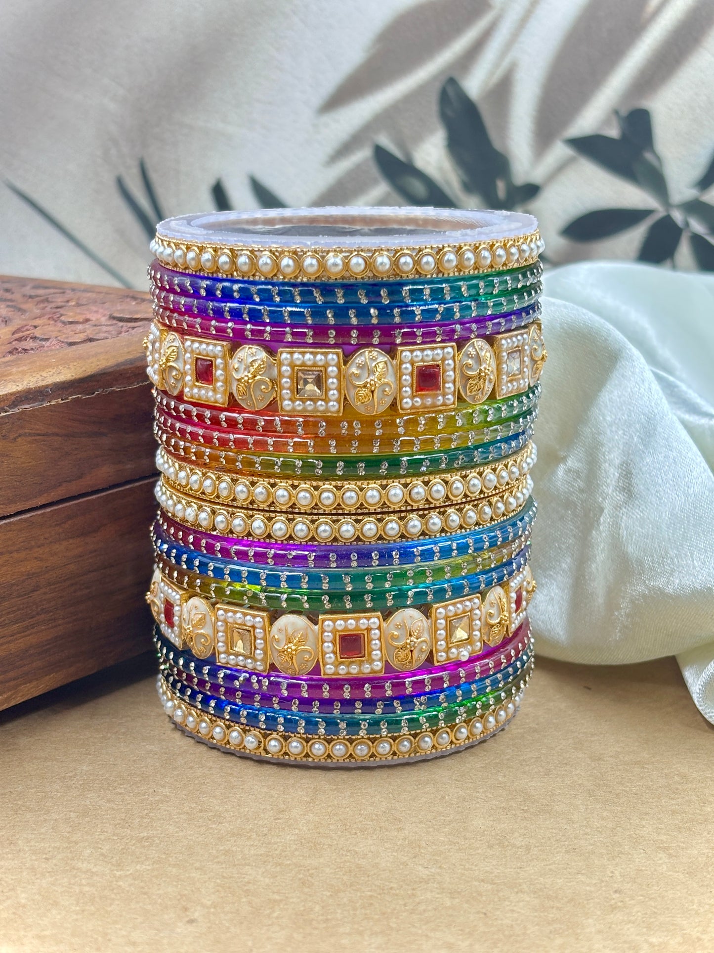 Trendy Multi Glass Bangles Set