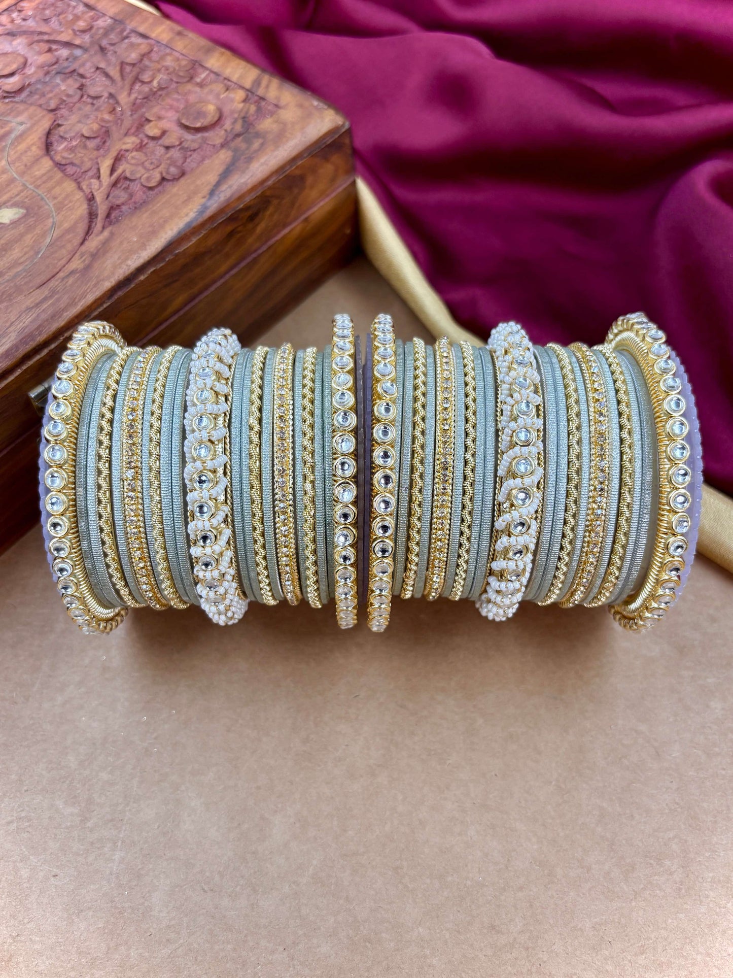 Ethnic Pistagrey Pearl Kundan Set