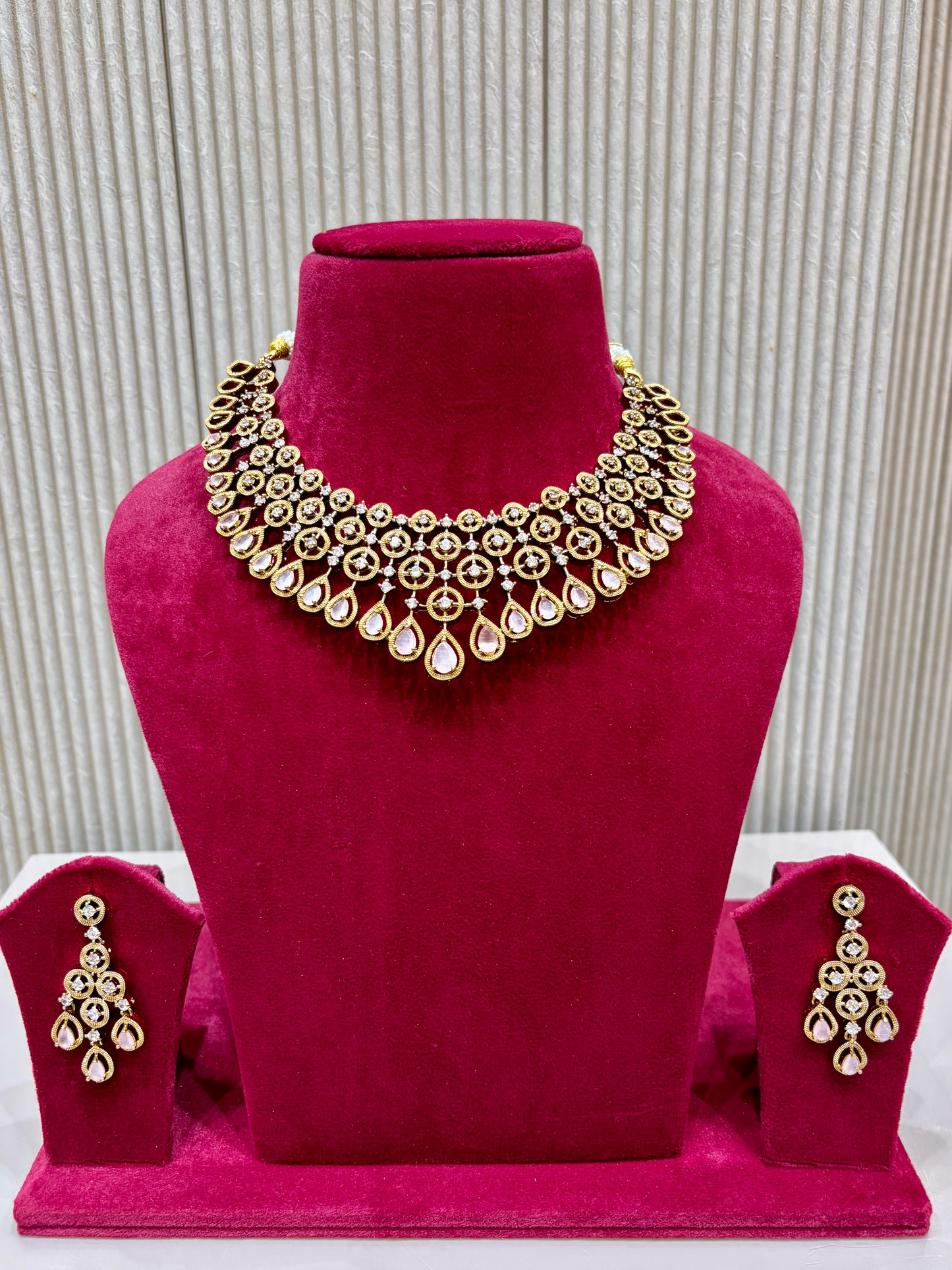 Pink Antique AD Choker Necklace