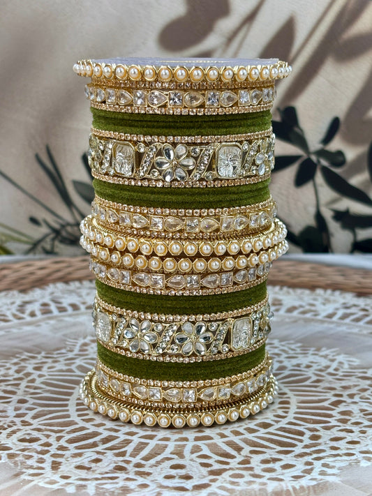 Pearl & Kundan Mehendi Traditional Bangles Set