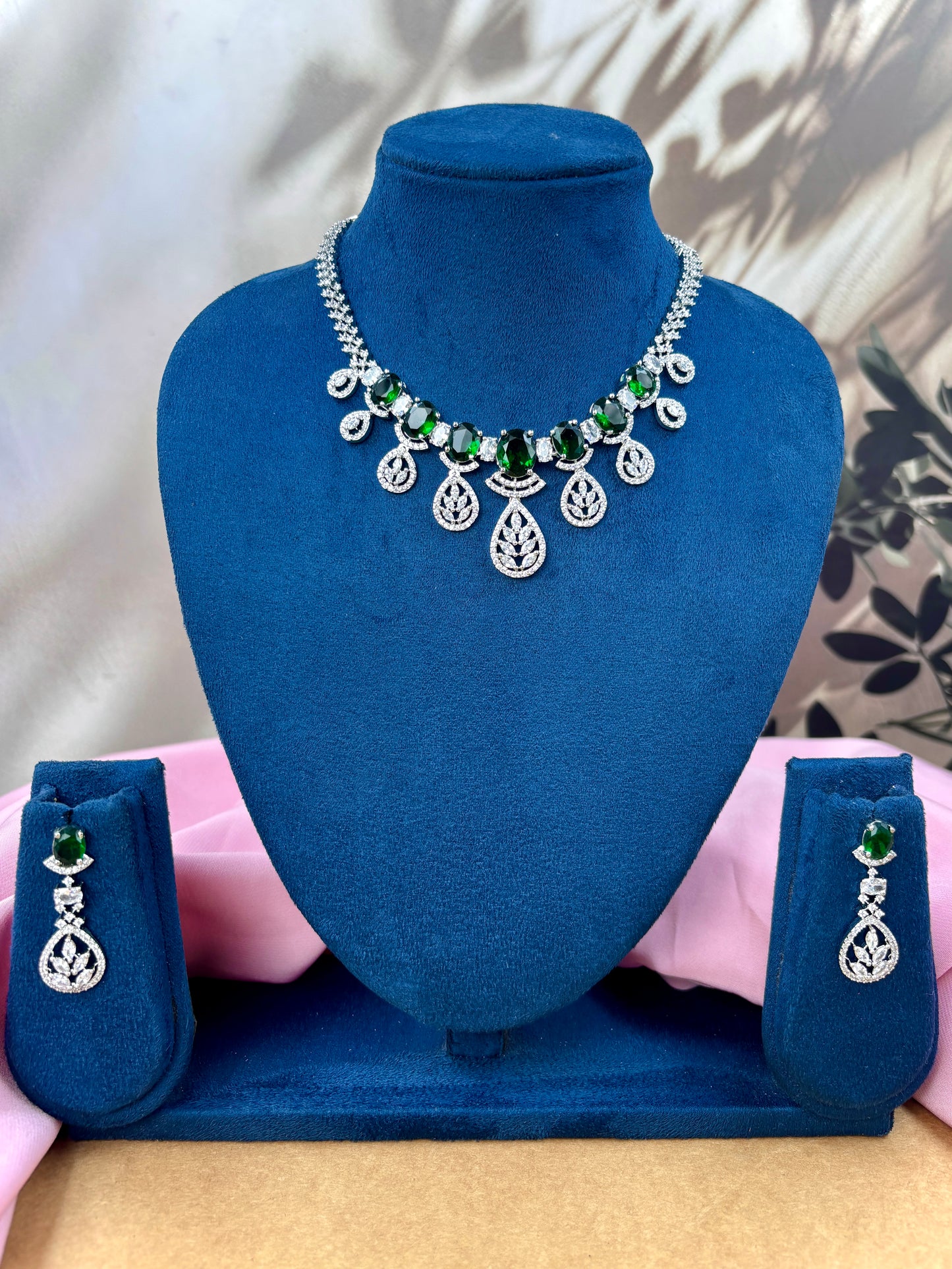 Green AD Stone Necklace Set
