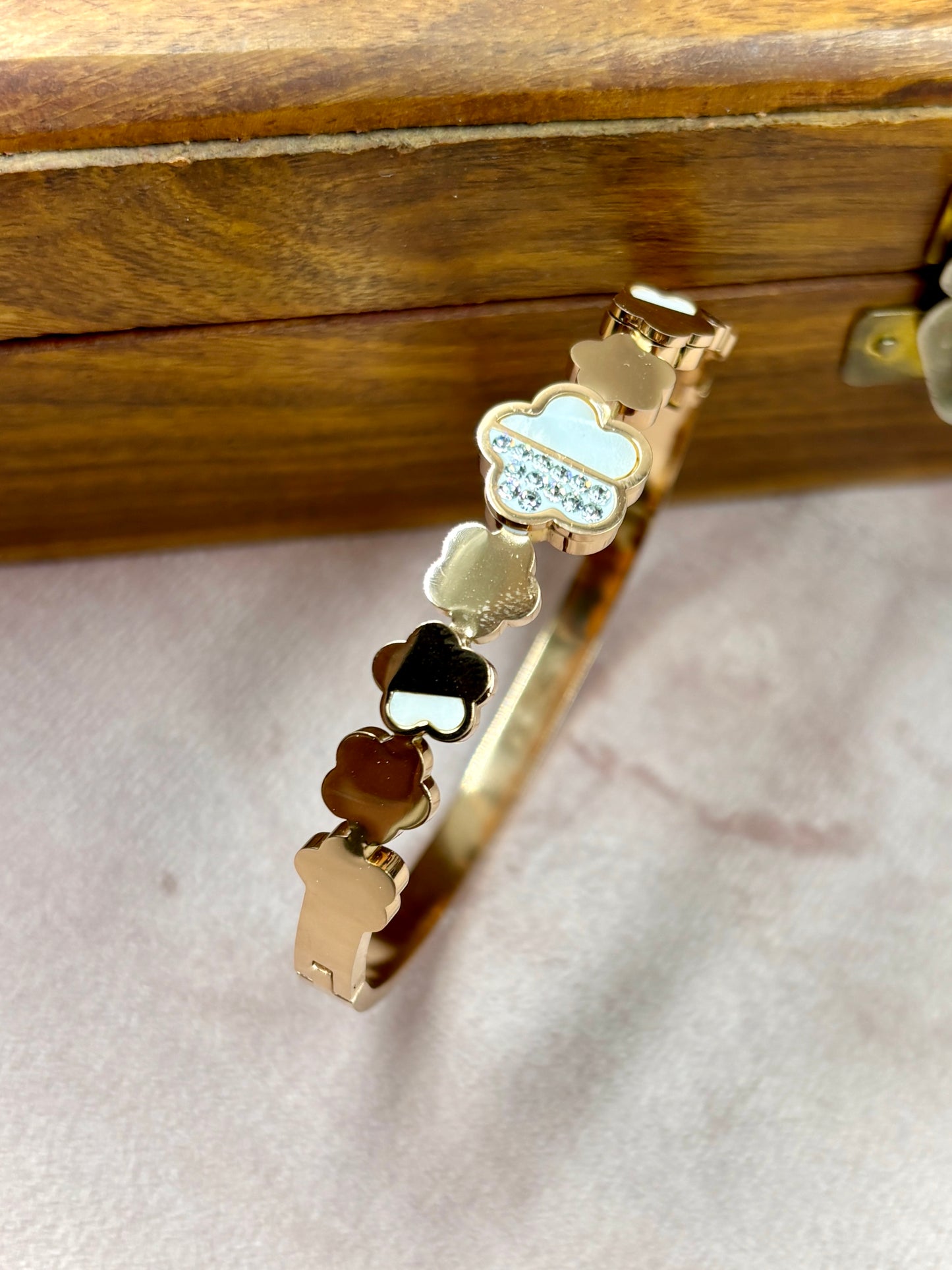 Anti-Tarnish & Waterproof Rose Gold Bracelet – Perfect Gift