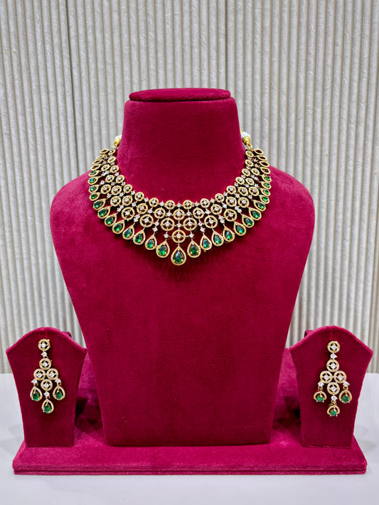 Green Antique AD Choker Necklace