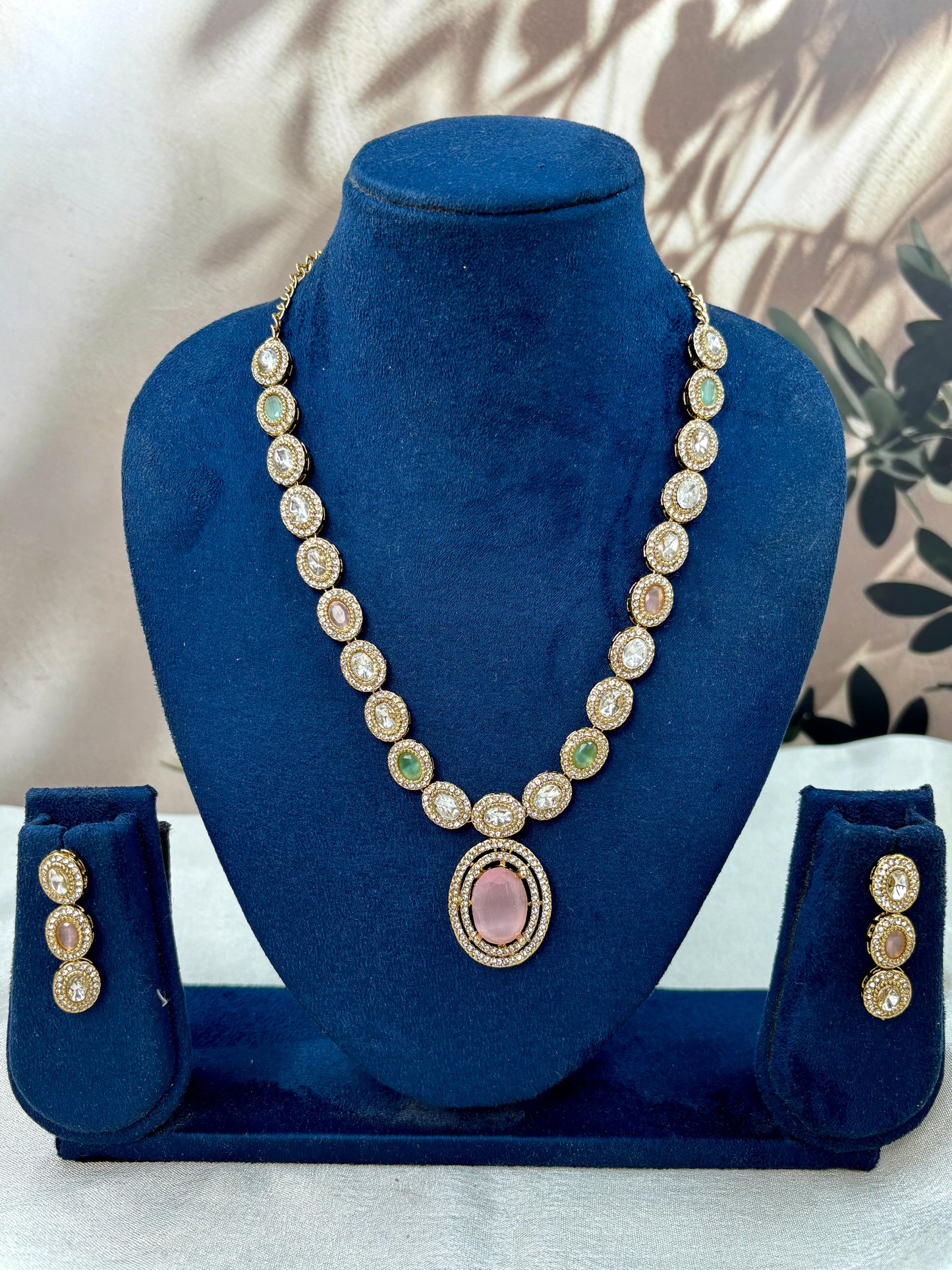 Long Antique Kundan MintPink Necklace