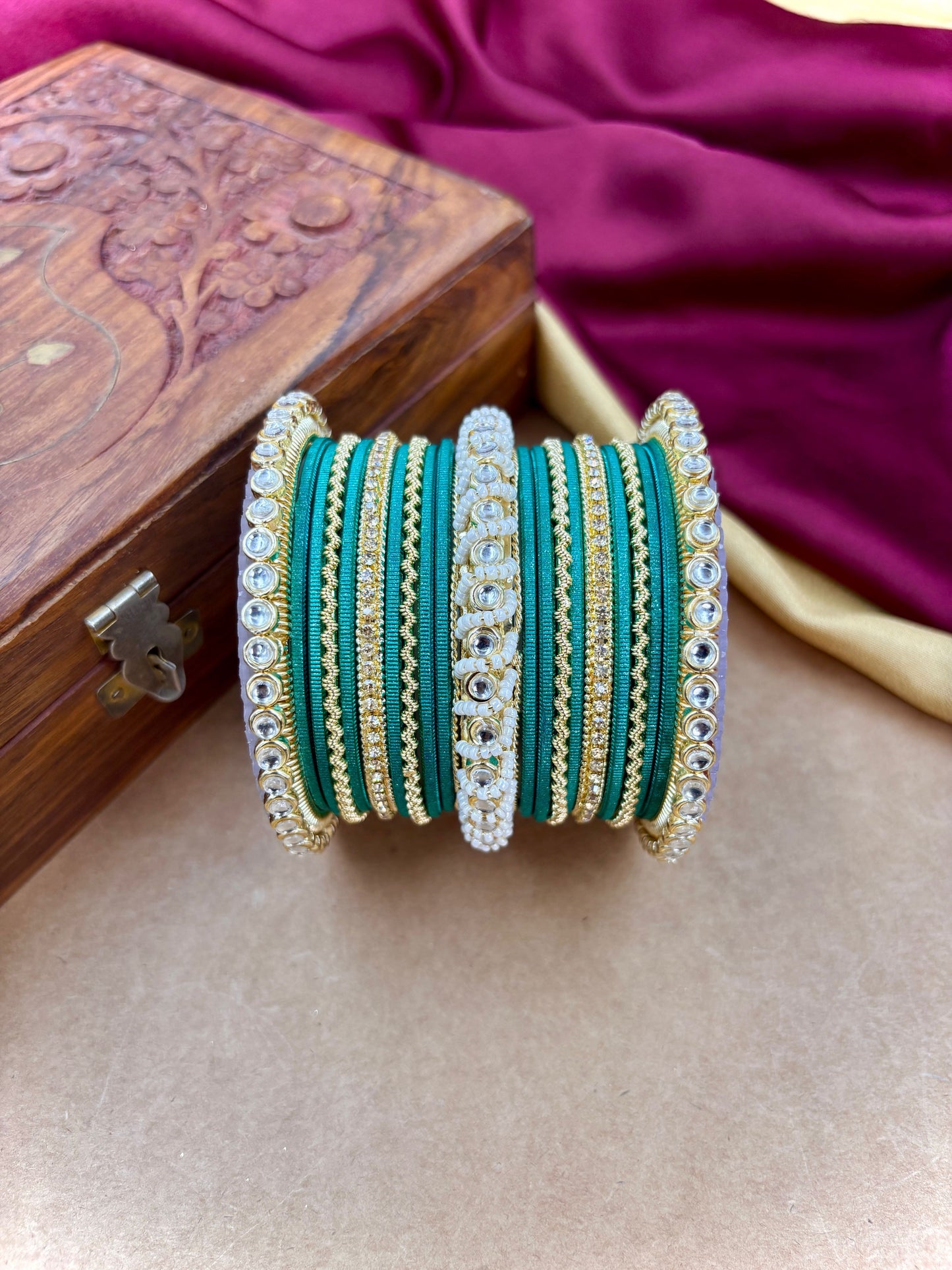 Ethnic Rama Pearl Kundan Set