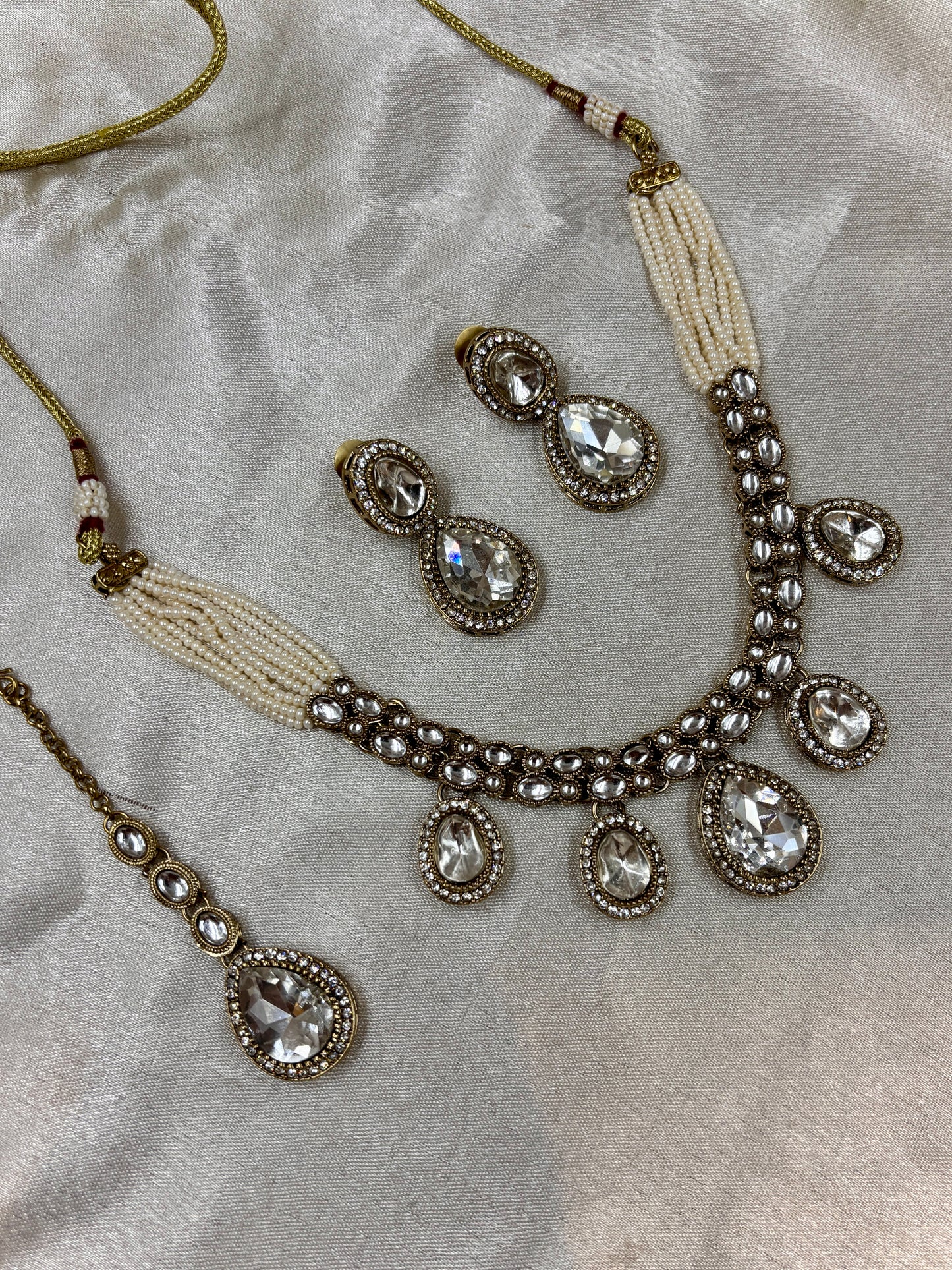 Traditional Indian Kundan Wedding Necklace