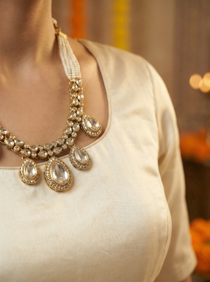 Traditional Indian Kundan Wedding Necklace