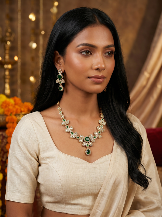 Antique Kundan Green Necklace Set