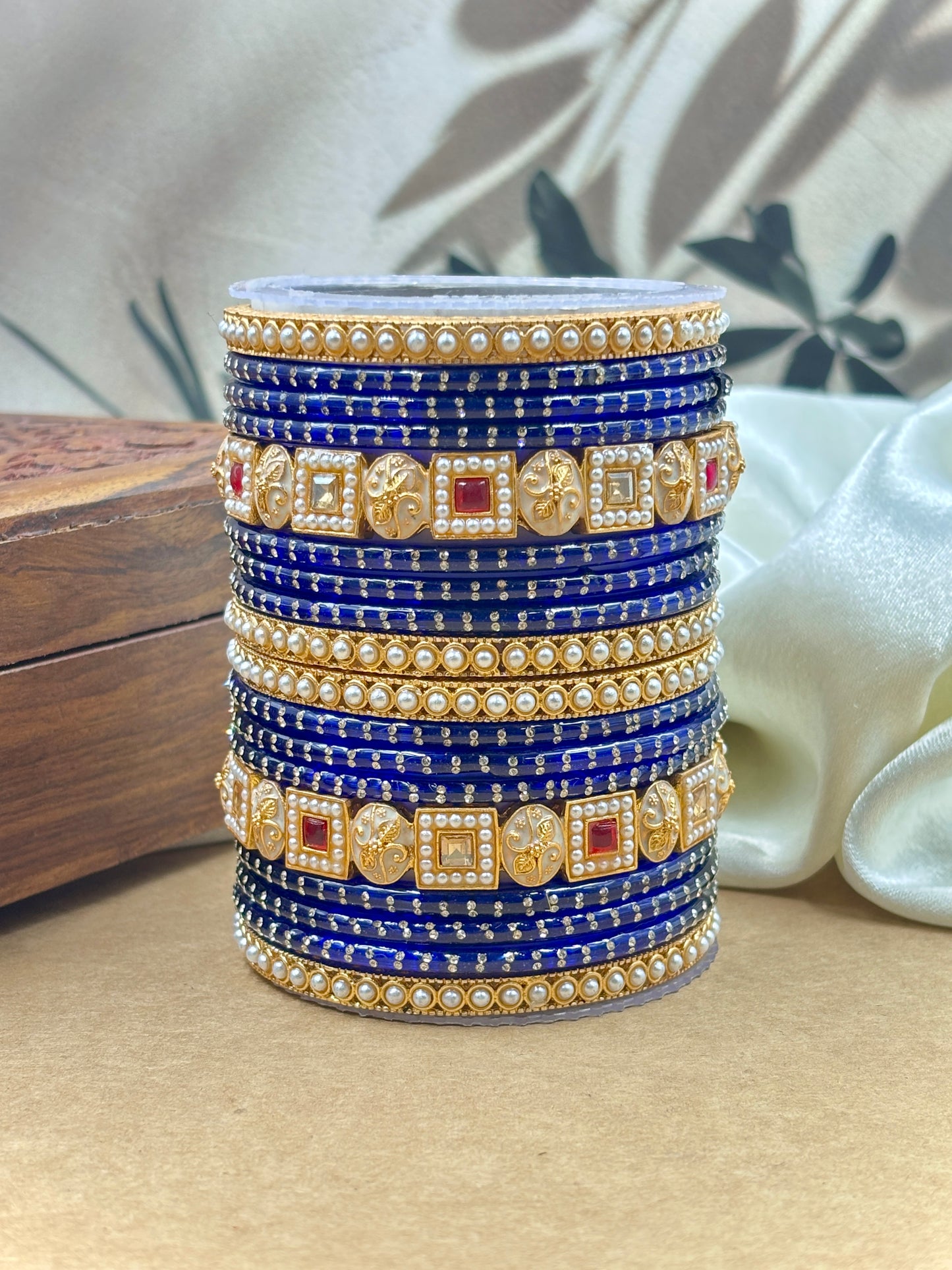 Trendy Blue Glass Bangles Set