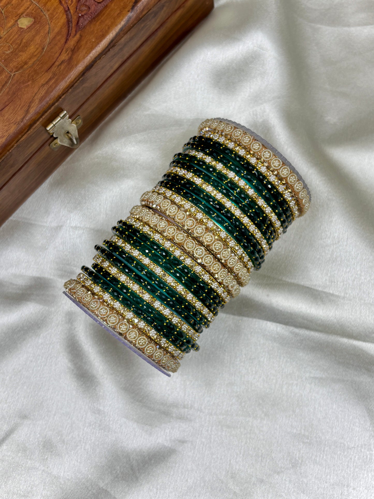 Rama Raindrop Glass Bangles Set