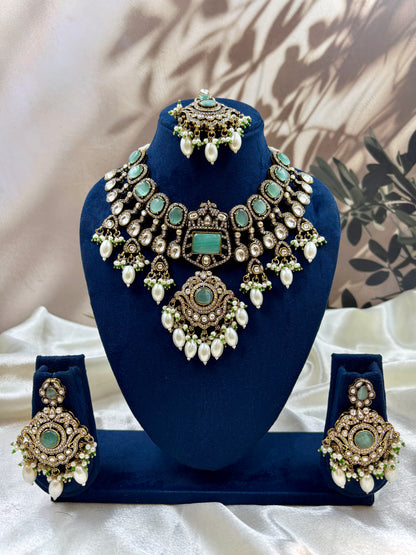 Mint Green Victorian Antique Jewelry Necklace