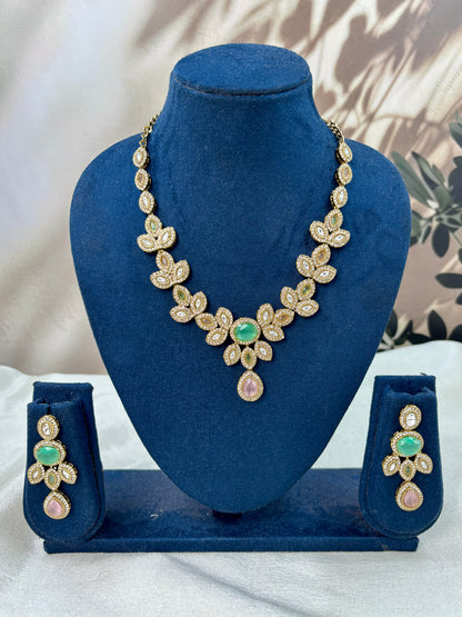 Antique Kundan MintPink Necklace Set