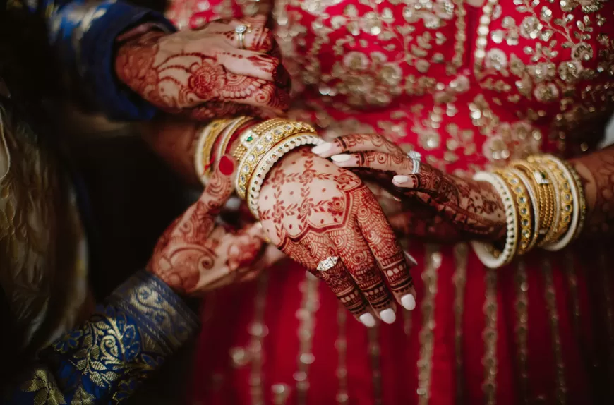 Wedding Bangles- The Symbol of Marital Status in Hindu Tradition