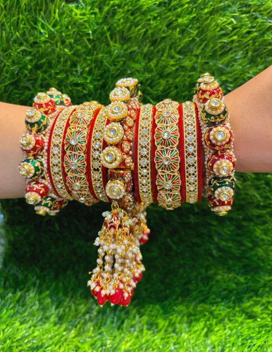 Traditional Rajwada Meenakari Bangle Set