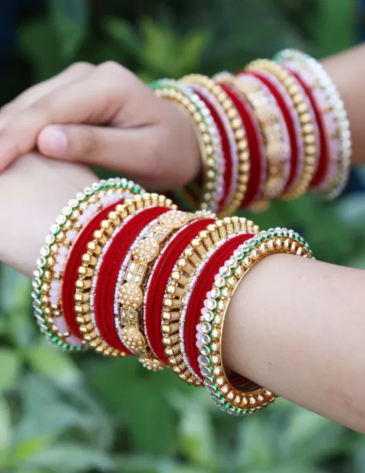 Metal Bangles Set 18